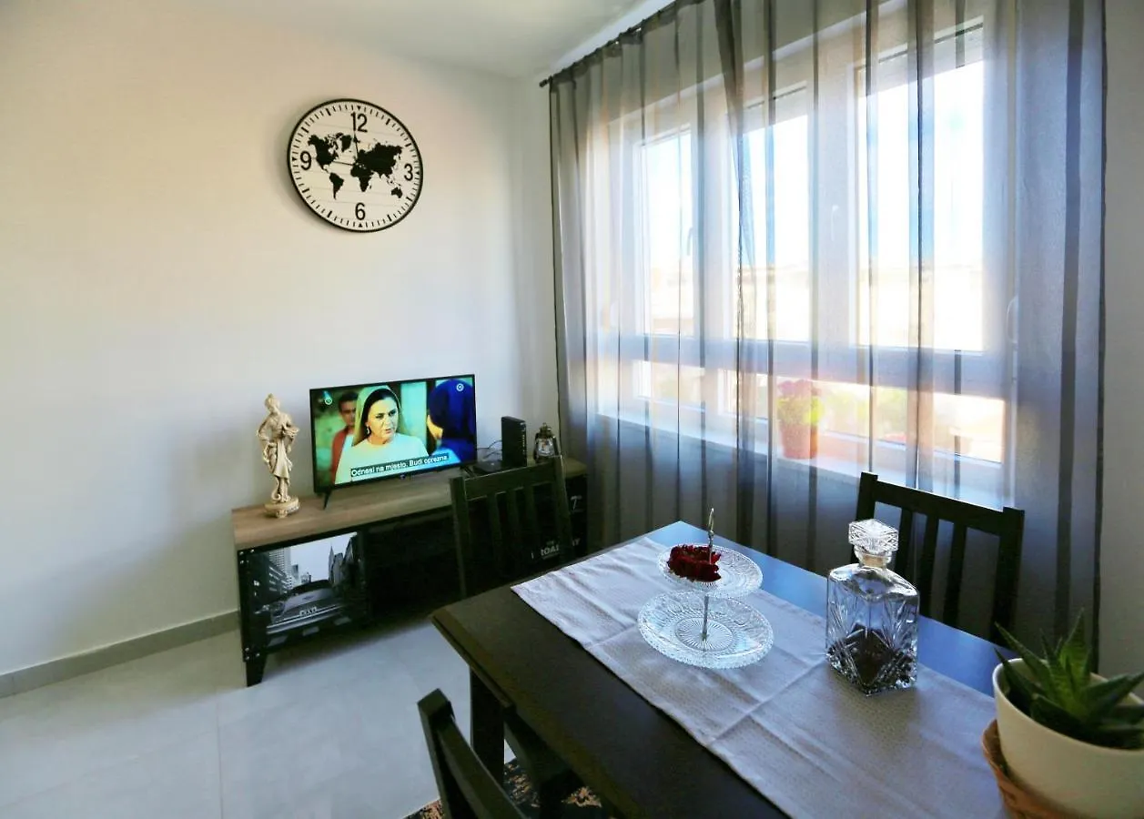 Novi studio apartman Emda u centru Splita, private parking Croacia